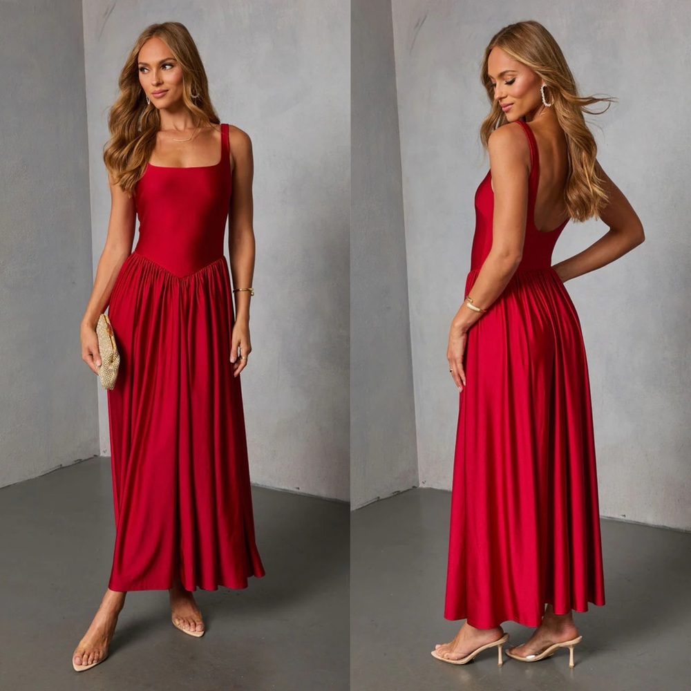 Red Pleated Midi Dress (XL)